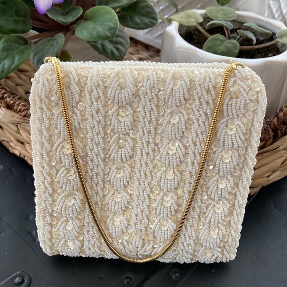 Britis Crown Colony Hong Kong Handbags - Antique Off White Square Beaded Evening Cocktail Handbag Gold Chain